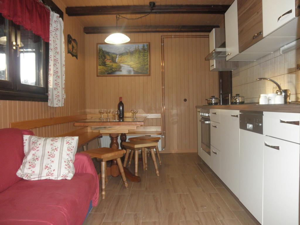 Holiday Home Cumar ツェルクノ エクステリア 写真